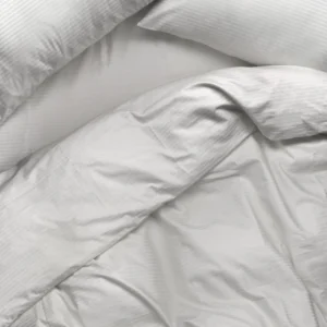 אמפוריום סאטן ג’קארד 100% כותנה לבן פסים